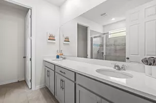 1999 Tropical Palms Cir, Kissimmee, FL 34747 - Photo 13