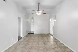 28 N Lancelot Ave, Orlando, FL 32835 - Photo 11