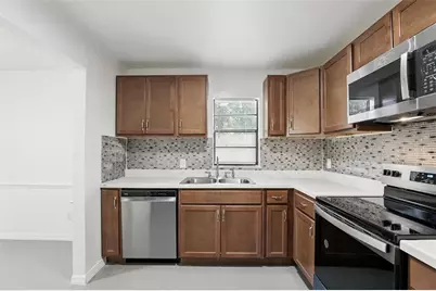 28 N Lancelot Avenue, Orlando, FL 32835 - Photo 13