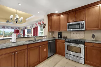 1100 Sunset View Circle #204, Reunion, FL 34747 - Photo 9