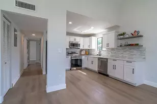 221 E Fern Dr, Orange City, FL 32763 - Photo 9