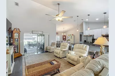 439 Lake Daisy Drive, Winter Haven, FL 33884 - Photo 5