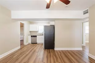 1020 58th Ave N, Saint Petersburg, FL 33703 - Photo 3