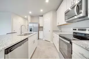 491 Whistling Duck Trl, Saint Cloud, FL 34771 - Photo 5