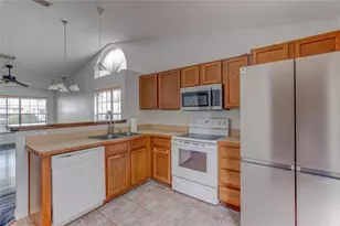 9948 Timber Oaks Ct, Orlando, FL 32817 - Photo 21