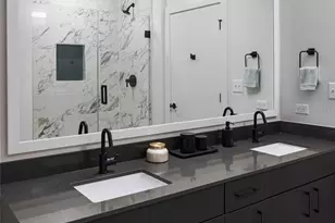 601 N 12th Street N, Tampa, FL 33602 - Photo 25