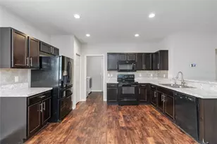 141 Sandestin Dr, Haines City, FL 33844 - Photo 15