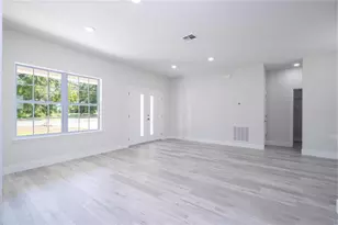 10333 N Halsey Way, Citrus Springs, FL 34434 - Photo 19