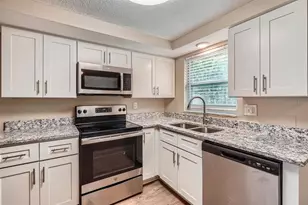 5429 Flora Ave, Holiday, FL 34690 - Photo 7