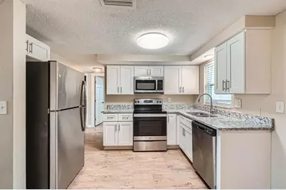 5429 Flora Avenue, Holiday, FL 34690 - Photo 5