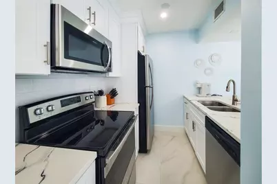 215 Medallion Boulevard #G, Madeira Beach, FL 33708 - Photo 7