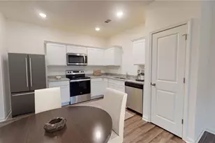 6166 Daerr Rdg St, Zephyrhills, FL 33542 - Photo 45