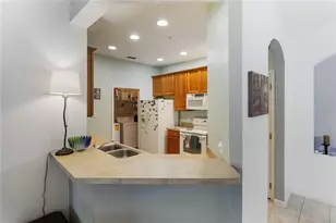 3000 Laurel Park Ln, Kissimmee, FL 34741 - Photo 9