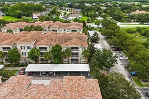 3000 Laurel Park Ln, Kissimmee, FL 34741 - Photo 23