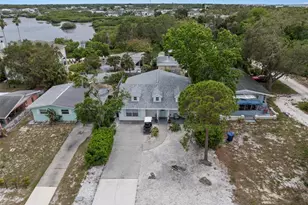 135 Florida Blvd, Crystal Beach, FL 34681 - Photo 25