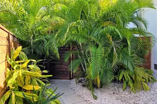 2408 Nassau St, Sarasota, FL 34231 - Photo 45