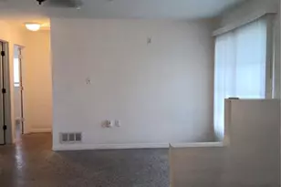 2103 Mantilla Ave, Orlando, FL 32811 - Photo 7