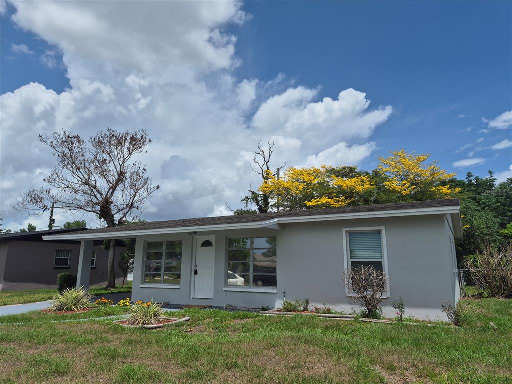 2103 Mantilla Ave main architectural view