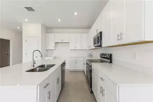 797 Lemon Ave, Fruitland Park, FL 34731 - Photo 5