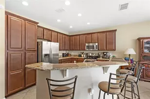 10308 Belfry Cir, Orlando, FL 32832 - Photo 9