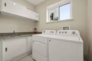 3235 Brasilia Ave, Kissimmee, FL 34747 - Photo 11