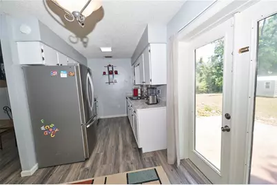 881 Cedar Circle, Tavares, FL 32778 - Photo 5