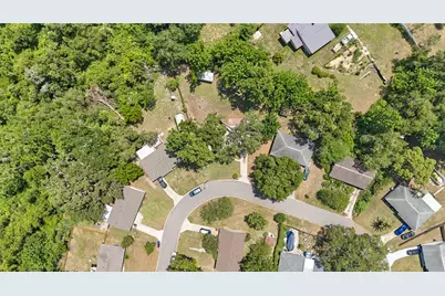 881 Cedar Circle, Tavares, FL 32778 - Photo 43