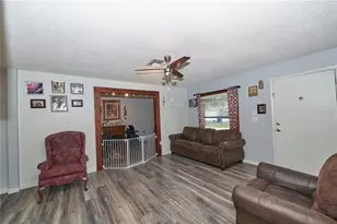 881 Cedar Cir, Tavares, FL 32778 - Photo 21