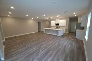 9825 N Angela Dr, Dunnellon, FL 34433 - Photo 9