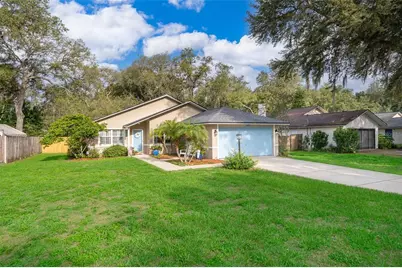 39939 Parkinsonia Street, Lady Lake, FL 32159 - Photo 3