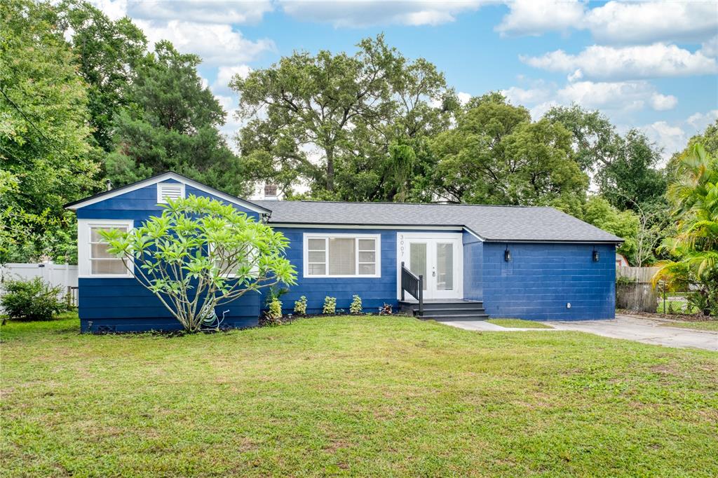 3007 Knollwood Cir main architectural view