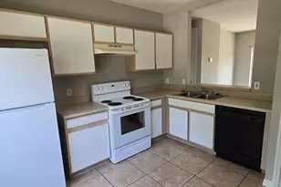 607 Escondido Ct, Kissimmee, FL 34758 - Photo 5