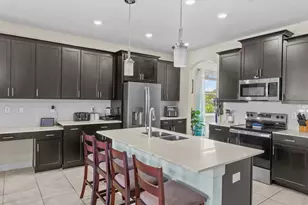 2105 Lakeside Ave, Davenport, FL 33837 - Photo 7