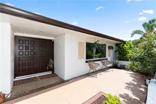 225 Temple Cir, Eustis, FL 32726 - Photo 3