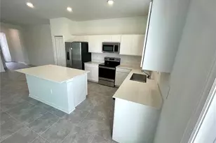 422 Bogey Dr, Davenport, FL 33896 - Photo 7