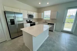 422 Bogey Dr, Davenport, FL 33896 - Photo 5