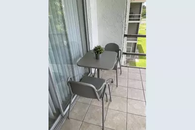 2225 Holden Avenue #305, Orlando, FL 32839 - Photo 9