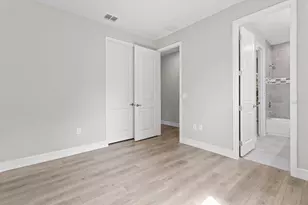 136 N James Pl, Groveland, FL 34736 - Photo 27