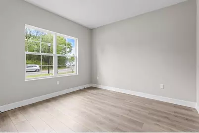 136 N James Place, Groveland, FL 34736 - Photo 5