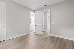 136 N James Pl, Groveland, FL 34736 - Photo 23