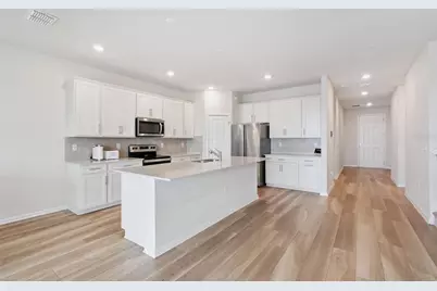 7639 Agrigento Street, Clermont, FL 34714 - Photo 7