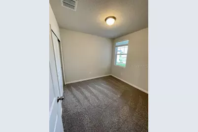 3233 Fresno Place, Zephyrhills, FL 33543 - Photo 21