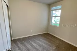 3233 Fresno Pl, Zephyrhills, FL 33543 - Photo 21