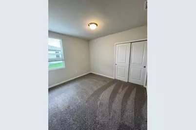 3233 Fresno Place, Zephyrhills, FL 33543 - Photo 17