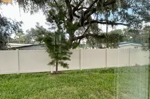 3233 Fresno Pl, Zephyrhills, FL 33543 - Photo 15