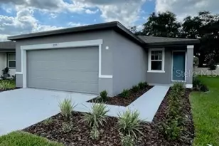 3233 Fresno Pl, Zephyrhills, FL 33543 - Photo 1