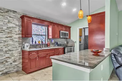 574 Rouzer Street, Apopka, FL 32712 - Photo 5