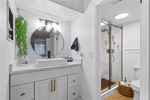 2485 Lakeway Branch Dr, Orlando, FL 32839 - Photo 17