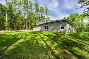 104 W Gondolier Pl, Citrus Springs, FL 34434 - Photo 5