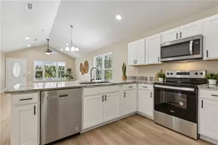 1031 Morningside Dr, Eustis, FL 32726 - Photo 13